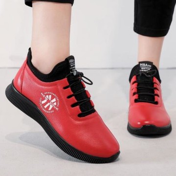 2023秋冬加絨棉鞋小紅鞋本命年大紅色旅游鞋真皮軟底跑步鞋大碼42