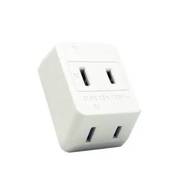 【明家Mayka】2入組SL-325高阻燃D型 三面插(新安規 防火 耐高溫 轉接器 分接器 壁插)