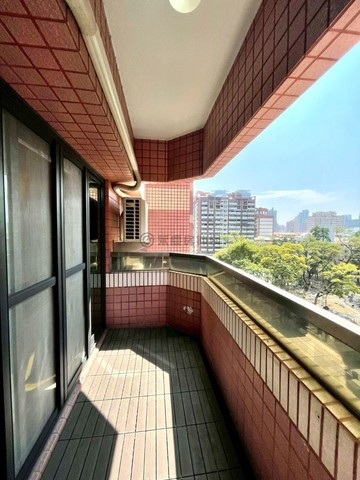 我是專員!本社區唯一釋出~龍華學區公園景觀極美三房｜高雄市鼓山區文信路