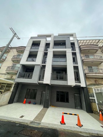 平鎮家樂福全新雙車位電梯美墅｜桃園市平鎮區福壽路