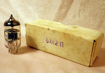 1x 6J2P 6G2P 真空五極管 Svetlana 蘇聯全新盒裝編號 1966~ 6AS6