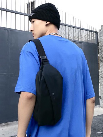 胸包男ins潮小挎包百搭時尚男士斜挎包國潮腰包運動款單肩包【林之舍】