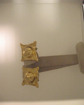 EARRINGS CARRE