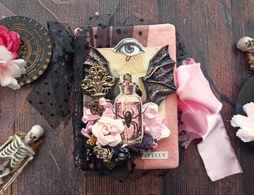 暗黑歌德風女巫拼貼雜誌風手帳本 手工製作 黑色蕾絲 粉色魔法書筆記本
