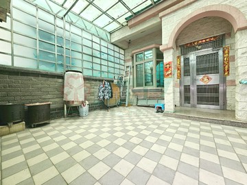 ✨清水獨棟別墅/登記地40坪/使用坪數80｜台中市清水區高美路