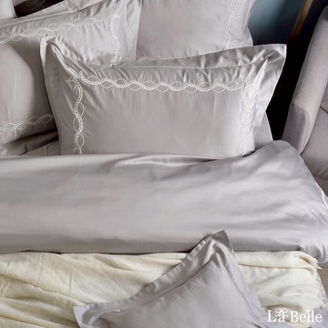 La Belle 長絨細棉刺繡四件式被套床包組-雅仕珍藏-白銀灰 - 加大180X186CM
