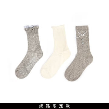 SO NICE 芭蕾風甜美蝴蝶結中筒襪