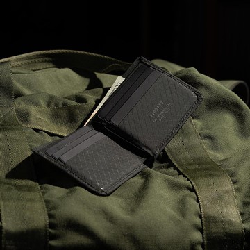 Pioneer Carry 輕薄無縫錢包 | Division 橫式鈔票