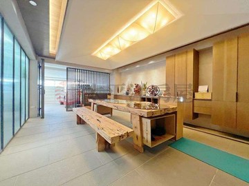 獨特質感建築！日沐井然｜獨門私院｜氣派電梯別墅｜台中市沙鹿區東晉二街