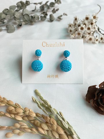 青藍色兩種戴法_手作編織球耳環_316L 醫療鋼針 鉤織耳環