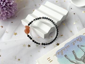 天然橙月光石小熊 黑尖晶 14K包金設計款手鍊