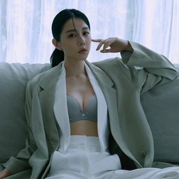 【曼黛瑪璉】保氧內衣  A-E罩杯(簡約灰)