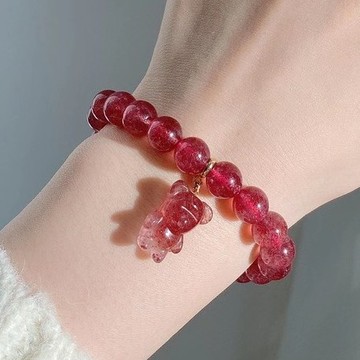 【龍騰彩岩】 能量水晶 草莓晶 可愛小熊 手珠 手鍊 簡單好搭配 氣場好起來 人緣動起來 桃花朵朵開 人見人人愛