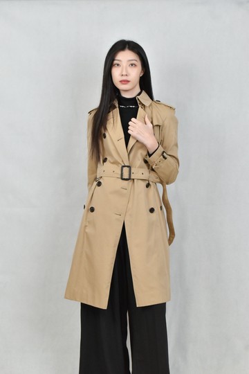 (S) burberry 棕色排釦外套