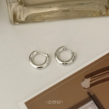 現貨｜圓潤光面基礎耳扣 單支 中尺寸耳圈 D2202 睡覺不用摘 (Puppeee)