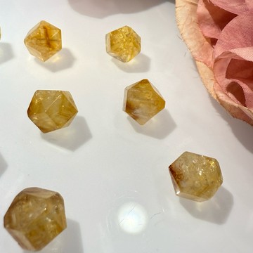 💕 𝓒. 𝓣 晶寶💕黃水晶隨形 切面 水晶 單珠 隨形 散珠 diy 設計 有孔洞