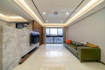 御水藍灣永久河岸首排景觀3+1房平車輕豪邸｜高雄市鳳山區五甲三路