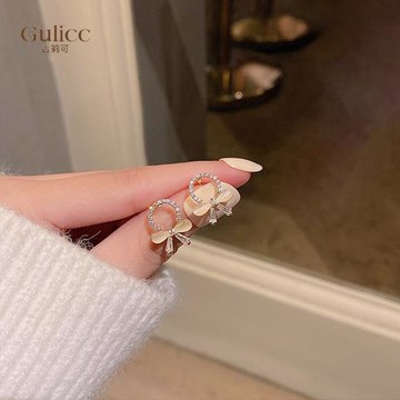 【Gulicc】古莉可 森系 小巧 貓眼 耳環(飾品 耳飾 耳針 耳釘 耳環 情人節 母親節 七夕 生日禮物)