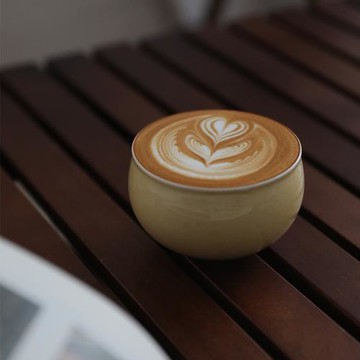 日式陶瓷咖啡杯拿鐵杯拉花杯子蛋型丸子杯手握杯蛋杯250毫升