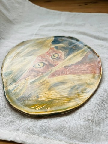 貓006 回矇  手繪陶21.5x20.5x1.1cm