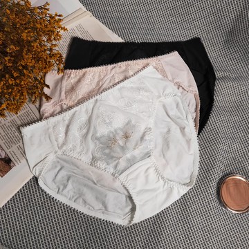 【曼黛瑪璉】Hibra大波 中腰三角內褲 M-XXL(牙白/糖霜粉/湛藍黑)