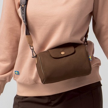 moz瑞典 駝鹿 防潑水 雲朵 圓筒包(巧克力)S