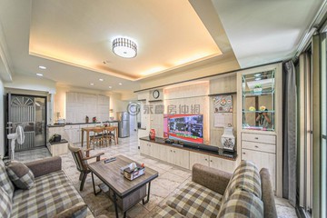 ❤R15生態植物園⭐巨蛋大三房一卡皮箱入住❤｜高雄市左營區文萊路