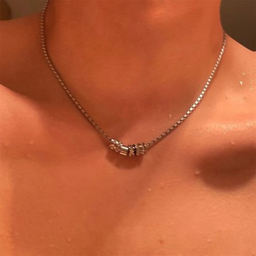 【台灣公司 可打統編】免運 冷淡風閃鉆圓環吊墜項鏈男女同款輕奢小眾設計時尚百搭氣質鎖骨鏈 可開發票 全館五折 工廠現貨直銷 新品特價 z9211