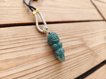 【親翠】天然瓜地馬拉翡翠 冰綠黃財神降魔杵調整式繩鏈　佛系