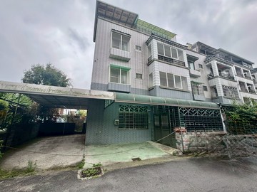 豐年社區大面寬三車邊間大地坪別墅｜台中市太平區大源十七街