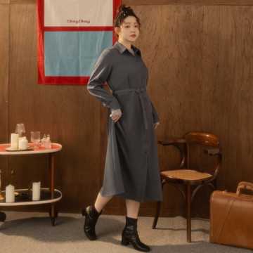 翻領斜紋排釦長袖洋裝(附皮帶) MISS