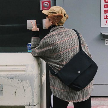 港風韓版簡約ins黑色上班背包袋