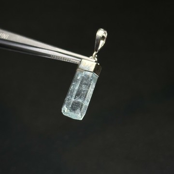 巴基斯坦海水藍寶 | 高等級原礦 海水藍寶 海藍寶 喉輪 表達順暢 純銀手工包框 微拋 天然水晶項鍊 S25AB19-041