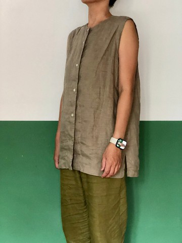 亞麻無袖長開衩襯衫