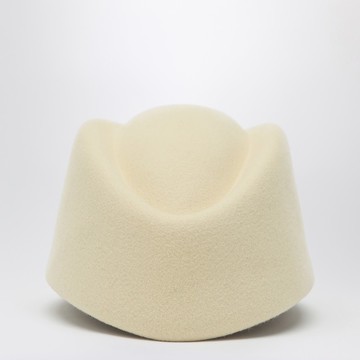 Vlogo Signature hat in cream colour wool
