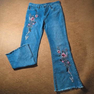 【PANGCHI 龐吉】不收邊繡花牛仔褲(2416202/35/36)