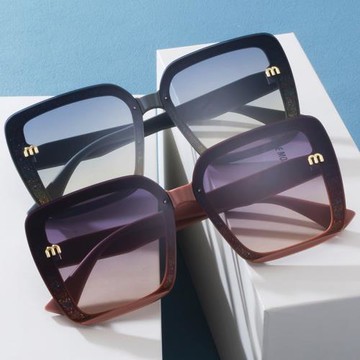 新款女士太陽眼鏡 防紫外線變色墨鏡 夏時尚圓臉方框眼鏡大臉顯瘦