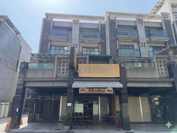 仁武八德商圈｜臨路透天金店面｜｜高雄市仁武區永仁街