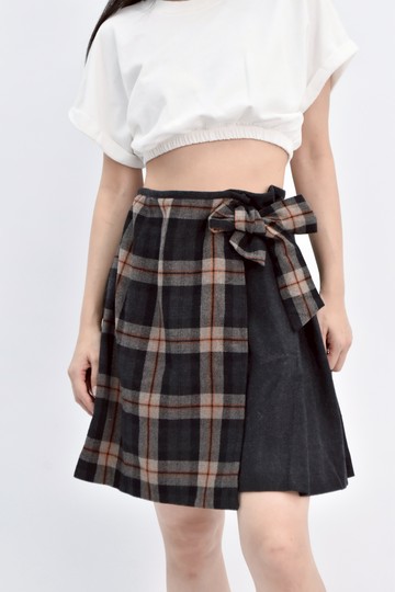 (L) kumikyoku一片式格紋灰色短裙