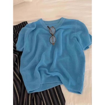 (免運)夏日多巴胺穿搭藍色圓領冰絲微透短袖t恤女新款減齡百搭正肩上衣