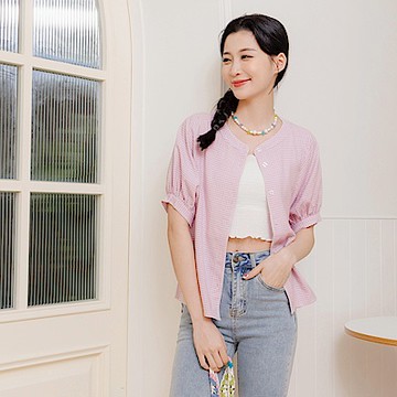 微寬版格紋圓領泡泡袖開襟襯衫上衣-OB大尺碼
