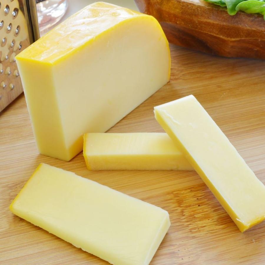 フリコ ゴーダチーズカット 約７２０g前後 オランダ産  ナチュラルチーズ  クール便発送 Gouda Cheese チーズ料理