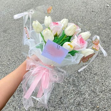 ❀【花中世界】❀鬱金香情人節永生花束高級感仿真花束實用生日禮物七夕鬱金香花束