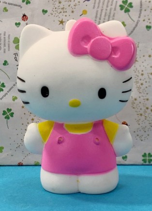 【震撼精品百貨】Hello Kitty 凱蒂貓~三麗鷗 KITTY 軟膠玩偶-粉站*07768