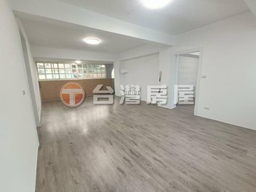 專簽北屯昌平商圈金谷巷大四房邊間好停車採光一層一戶｜台中市北屯區昌平路二段