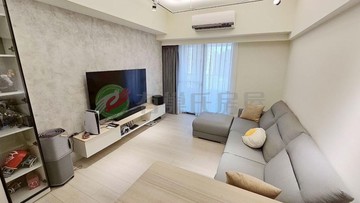 中港雲頂｜3年屋｜朝東視野三房平車｜台中市梧棲區大勇路