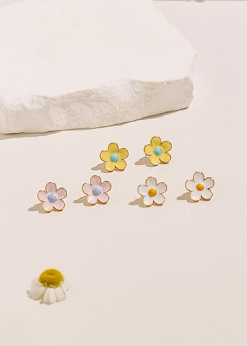 可愛小花・鋼針耳環