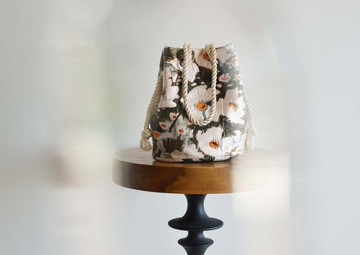 限量發售 花卉圖案 緹花織紋 迷你水桶包 珍珠色系 適用於入學式・畢業式・正式場合包款