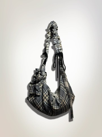 褶邊肩帶多功能格紋斜背包