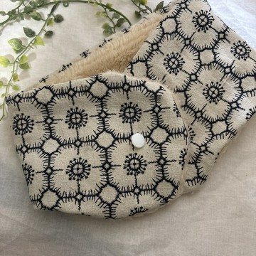 手工☆頸圈 北歐亞麻 淺米色 海葵刺繡 絨毛